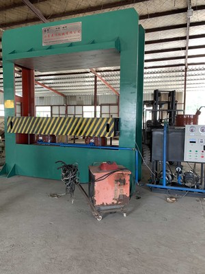 下置式预压机（冷压机）